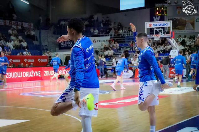 Galeria zdjęć z 23 kolejki OBL Anwil Włocławek-Arriva Lotto Twarde Pierniki Toruń — zdjęcie 3