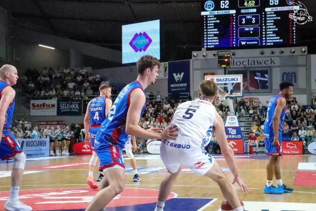 Galeria zdjęć z 23 kolejki OBL Anwil Włocławek-Arriva Lotto Twarde Pierniki Toruń — zdjęcie 99