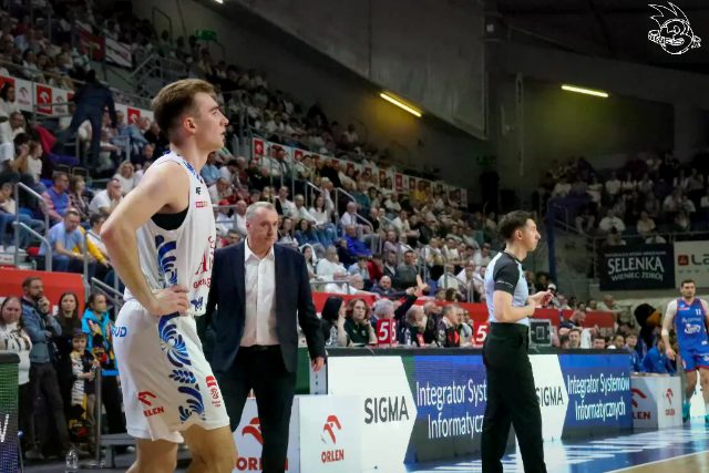 Galeria zdjęć z 23 kolejki OBL Anwil Włocławek-Arriva Lotto Twarde Pierniki Toruń — zdjęcie 46
