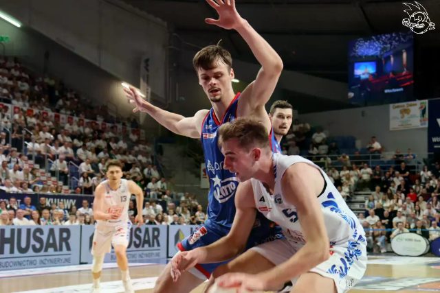Galeria zdjęć z 23 kolejki OBL Anwil Włocławek-Arriva Lotto Twarde Pierniki Toruń — zdjęcie 110