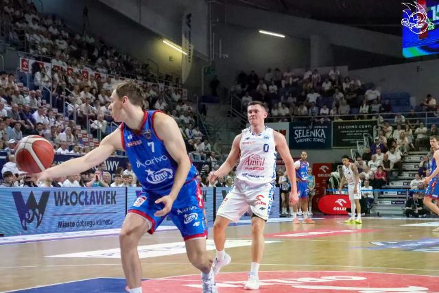 Galeria zdjęć z 23 kolejki OBL Anwil Włocławek-Arriva Lotto Twarde Pierniki Toruń — zdjęcie 131