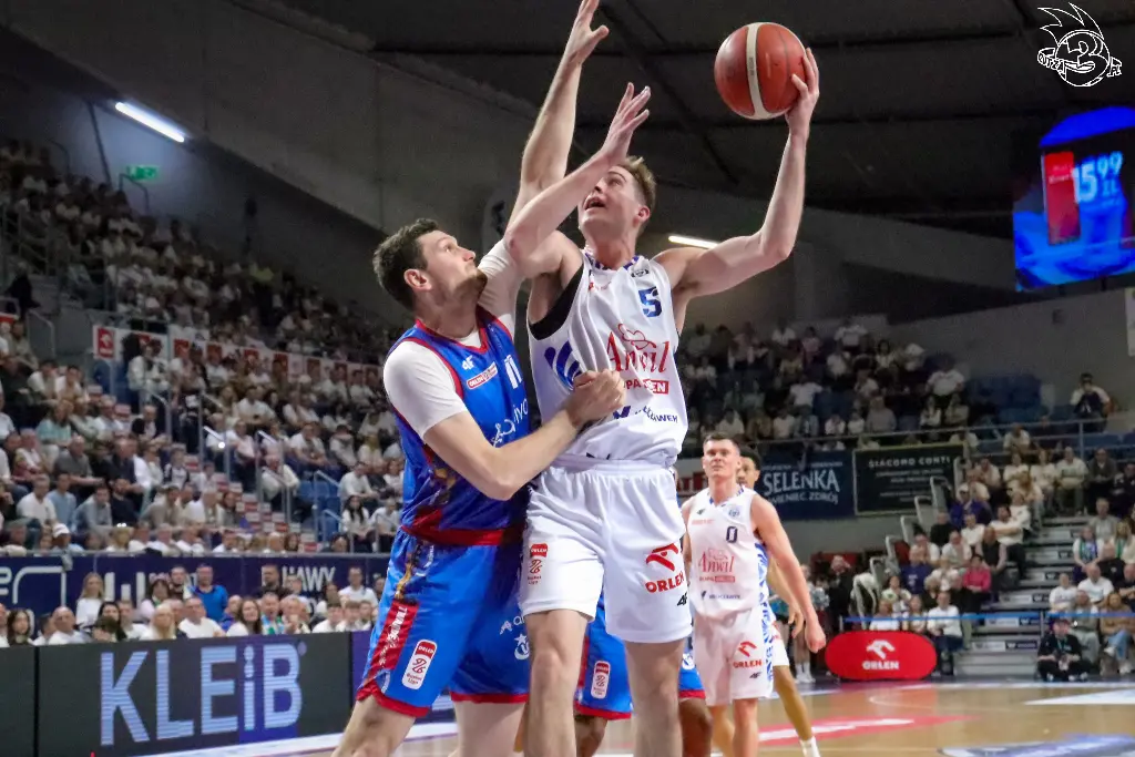Galeria zdjęć z 23 kolejki OBL Anwil Włocławek-Arriva Lotto Twarde Pierniki Toruń — zdjęcie 104
