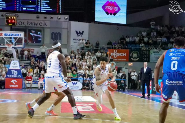 Galeria zdjęć z 23 kolejki OBL Anwil Włocławek-Arriva Lotto Twarde Pierniki Toruń — zdjęcie 137
