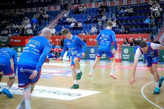Galeria zdjęć z 23 kolejki OBL Anwil Włocławek-Arriva Lotto Twarde Pierniki Toruń — zdjęcie 1