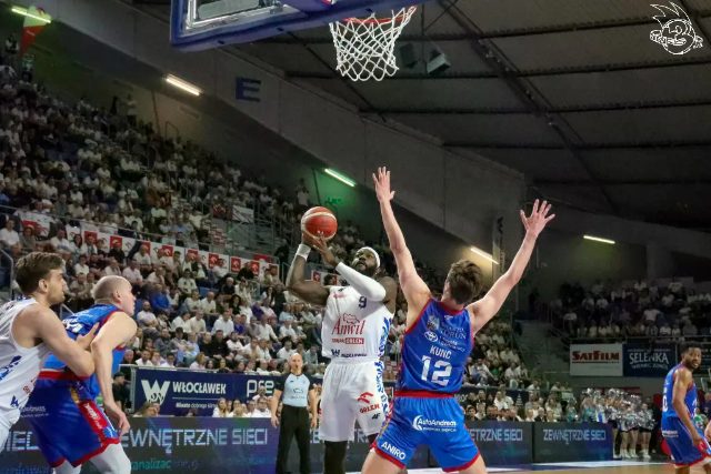 Galeria zdjęć z 23 kolejki OBL Anwil Włocławek-Arriva Lotto Twarde Pierniki Toruń — zdjęcie 134