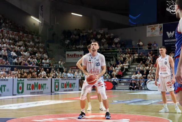 Galeria zdjęć z 23 kolejki OBL Anwil Włocławek-Arriva Lotto Twarde Pierniki Toruń — zdjęcie 116