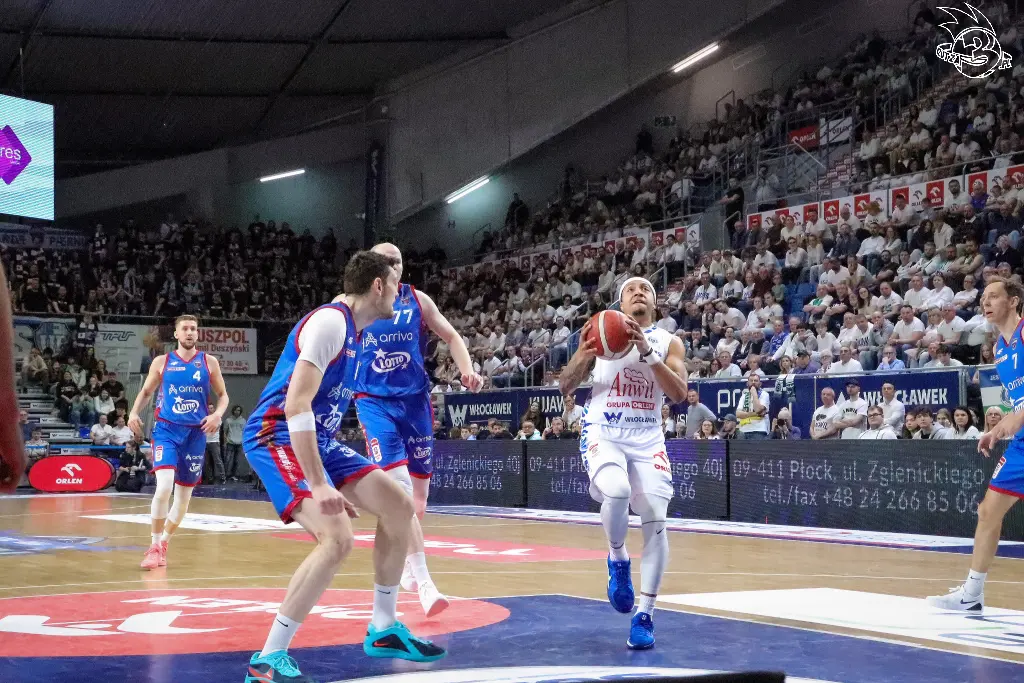 Galeria zdjęć z 23 kolejki OBL Anwil Włocławek-Arriva Lotto Twarde Pierniki Toruń — zdjęcie 58