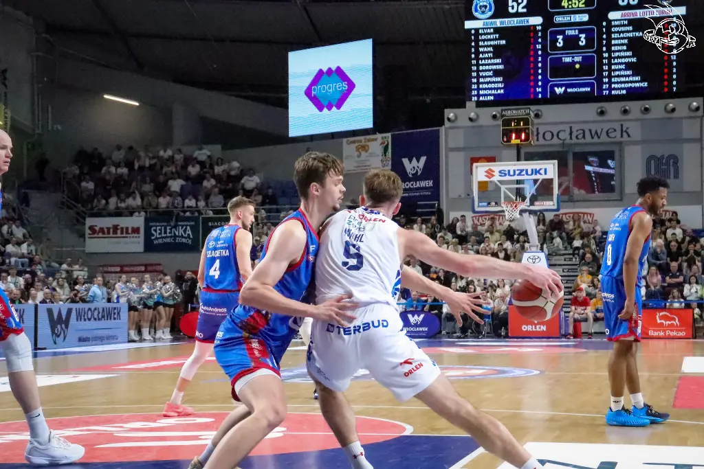 Galeria zdjęć z 23 kolejki OBL Anwil Włocławek-Arriva Lotto Twarde Pierniki Toruń — zdjęcie 100