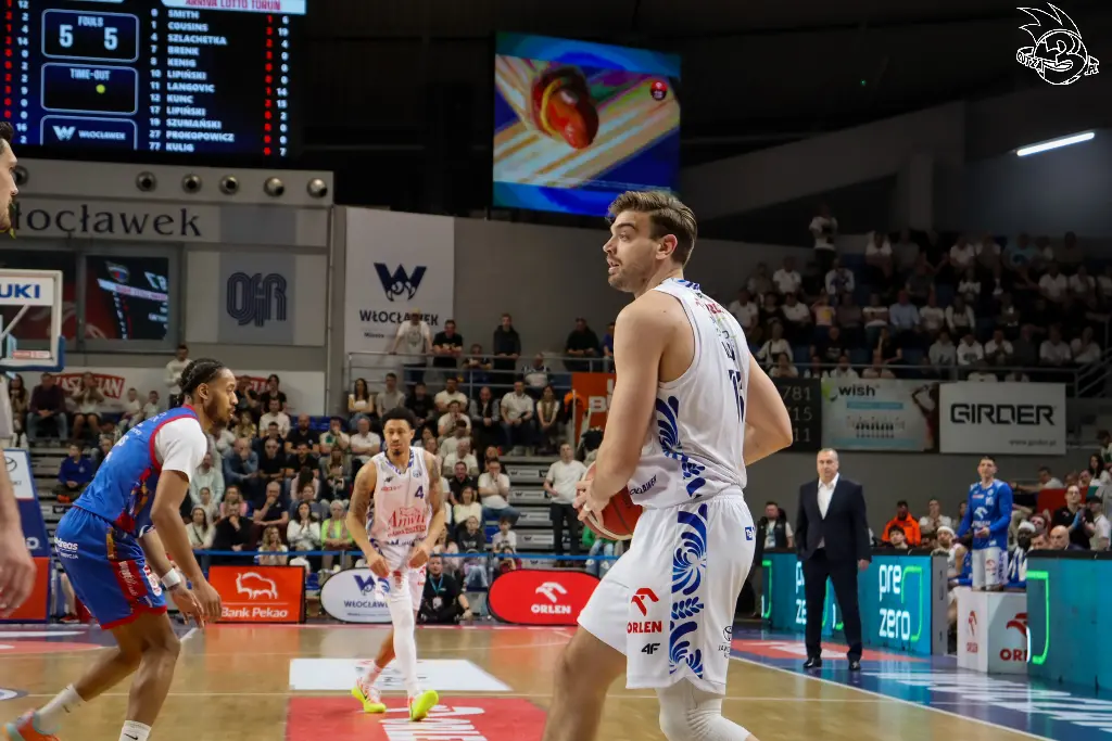 Galeria zdjęć z 23 kolejki OBL Anwil Włocławek-Arriva Lotto Twarde Pierniki Toruń — zdjęcie 127