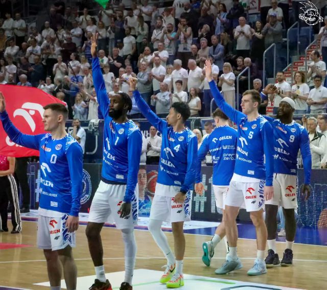 Galeria zdjęć z 23 kolejki OBL Anwil Włocławek-Arriva Lotto Twarde Pierniki Toruń — zdjęcie 17