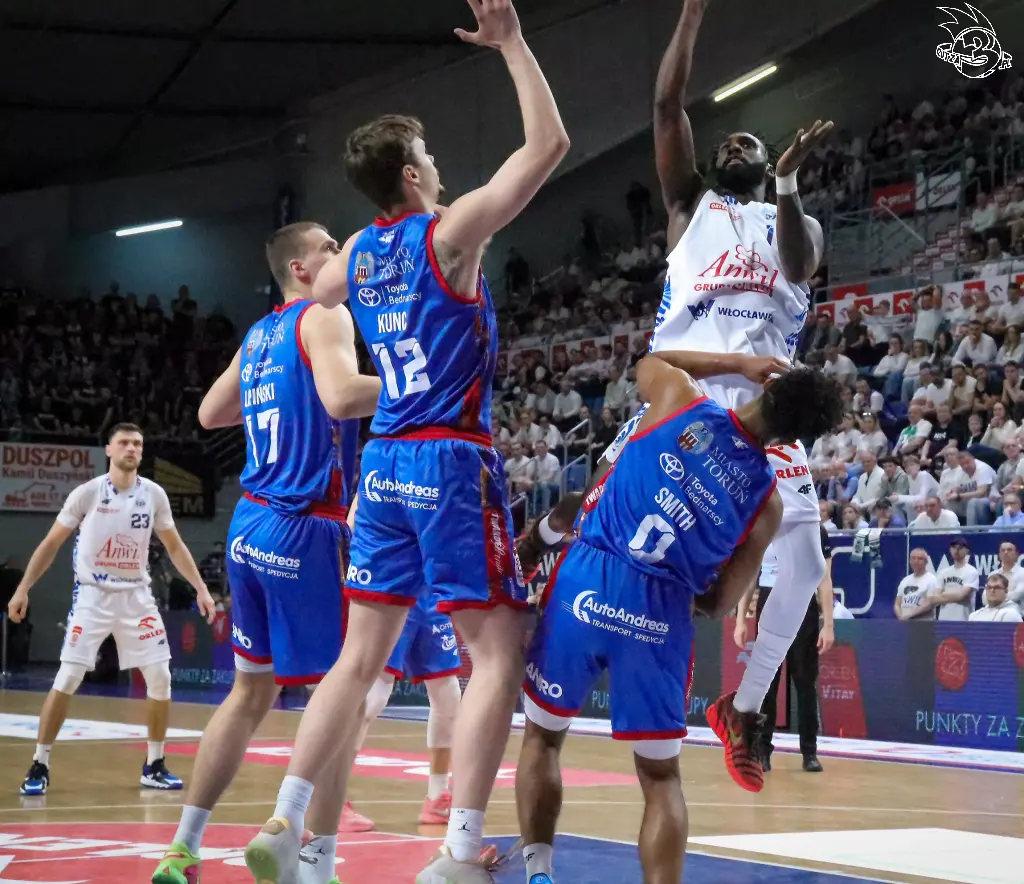 Galeria zdjęć z 23 kolejki OBL Anwil Włocławek-Arriva Lotto Twarde Pierniki Toruń — zdjęcie 45