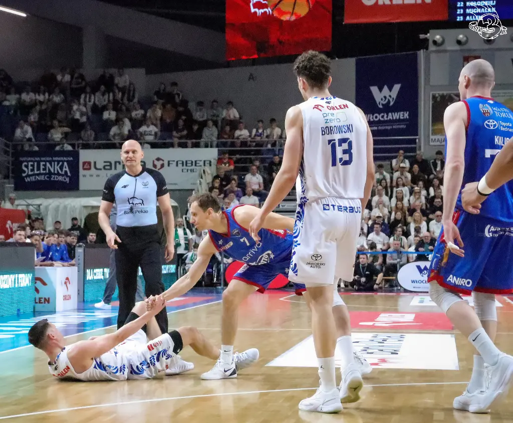 Galeria zdjęć z 23 kolejki OBL Anwil Włocławek-Arriva Lotto Twarde Pierniki Toruń — zdjęcie 55