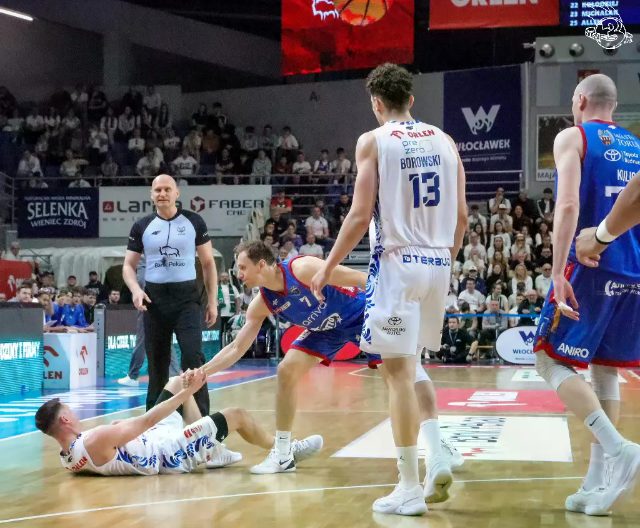 Galeria zdjęć z 23 kolejki OBL Anwil Włocławek-Arriva Lotto Twarde Pierniki Toruń — zdjęcie 55