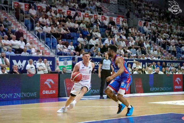 Galeria zdjęć z 23 kolejki OBL Anwil Włocławek-Arriva Lotto Twarde Pierniki Toruń — zdjęcie 111
