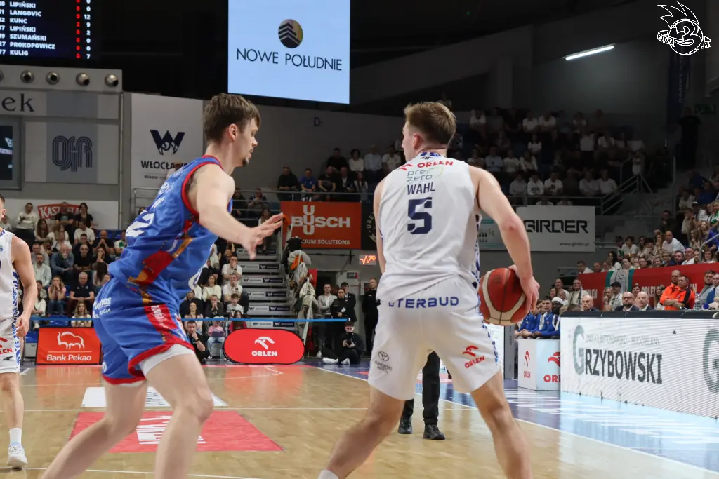 Galeria zdjęć z 23 kolejki OBL Anwil Włocławek-Arriva Lotto Twarde Pierniki Toruń — zdjęcie 106