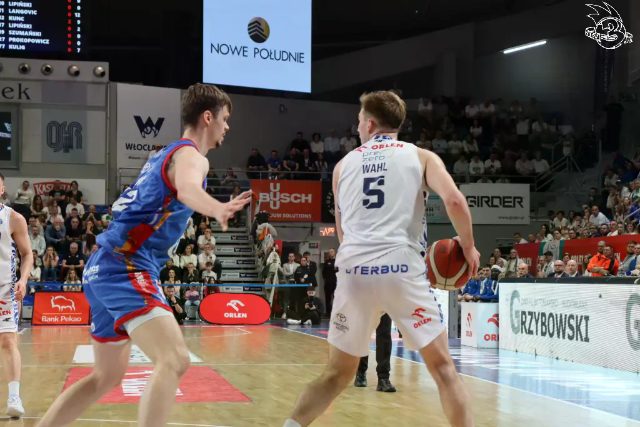 Galeria zdjęć z 23 kolejki OBL Anwil Włocławek-Arriva Lotto Twarde Pierniki Toruń — zdjęcie 106