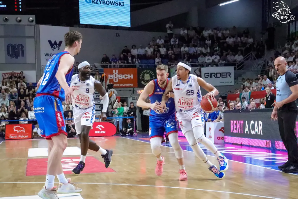 Galeria zdjęć z 23 kolejki OBL Anwil Włocławek-Arriva Lotto Twarde Pierniki Toruń — zdjęcie 148