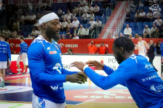 Galeria zdjęć z 23 kolejki OBL Anwil Włocławek-Arriva Lotto Twarde Pierniki Toruń — zdjęcie 8
