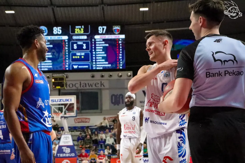 Galeria zdjęć z 23 kolejki OBL Anwil Włocławek-Arriva Lotto Twarde Pierniki Toruń — zdjęcie 175