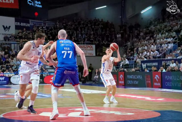 Galeria zdjęć z 23 kolejki OBL Anwil Włocławek-Arriva Lotto Twarde Pierniki Toruń — zdjęcie 37