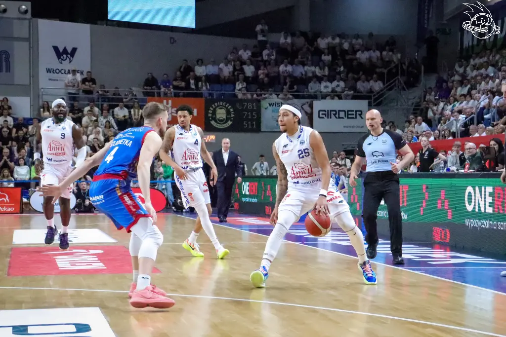Galeria zdjęć z 23 kolejki OBL Anwil Włocławek-Arriva Lotto Twarde Pierniki Toruń — zdjęcie 144