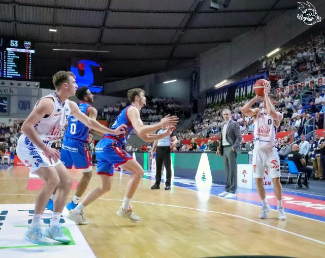 Galeria zdjęć z 23 kolejki OBL Anwil Włocławek-Arriva Lotto Twarde Pierniki Toruń — zdjęcie 88