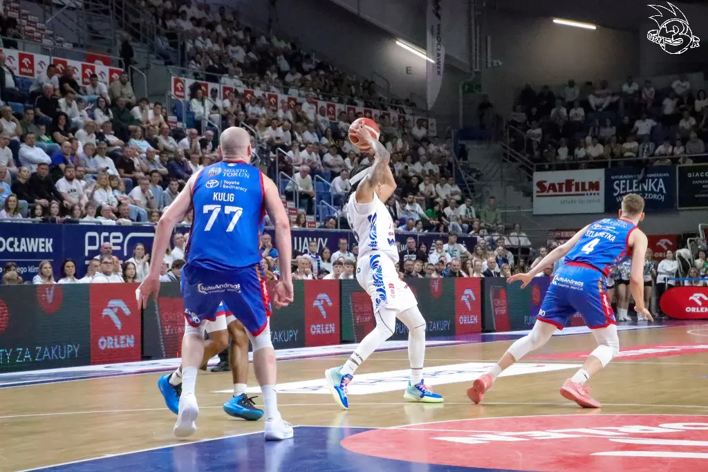 Galeria zdjęć z 23 kolejki OBL Anwil Włocławek-Arriva Lotto Twarde Pierniki Toruń — zdjęcie 162