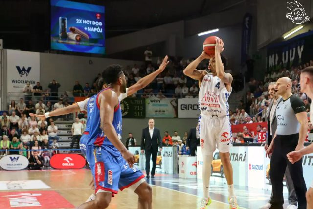 Galeria zdjęć z 23 kolejki OBL Anwil Włocławek-Arriva Lotto Twarde Pierniki Toruń — zdjęcie 115