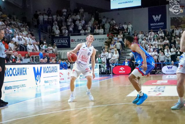 Galeria zdjęć z 23 kolejki OBL Anwil Włocławek-Arriva Lotto Twarde Pierniki Toruń — zdjęcie 24