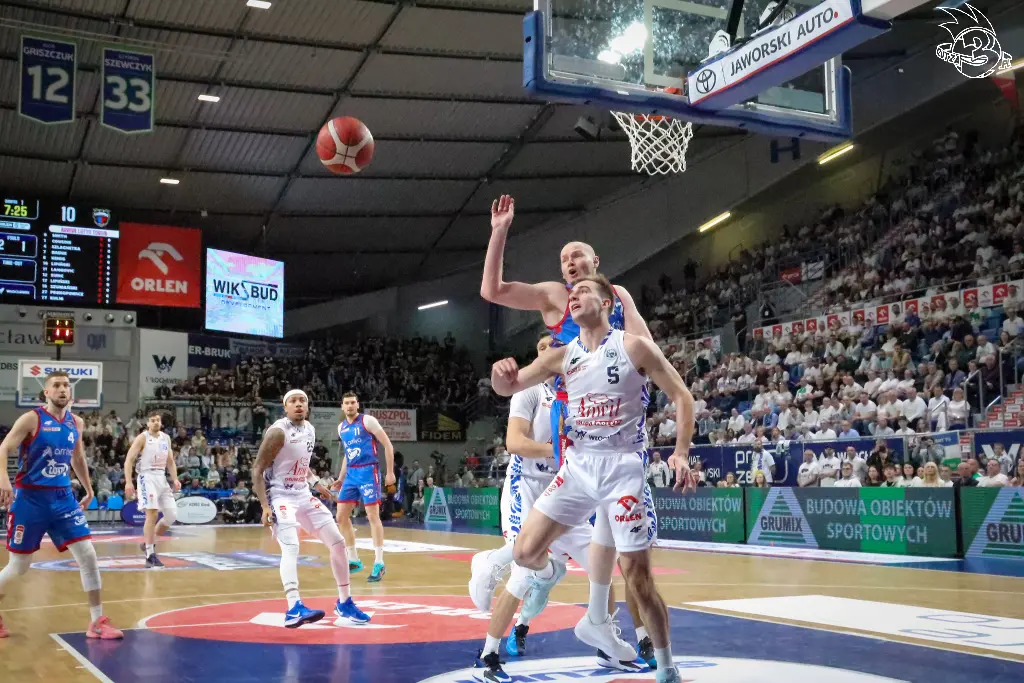 Galeria zdjęć z 23 kolejki OBL Anwil Włocławek-Arriva Lotto Twarde Pierniki Toruń — zdjęcie 31