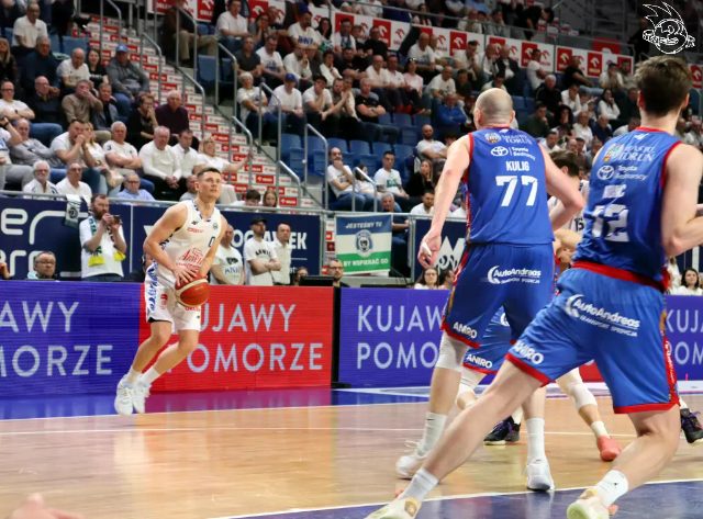 Galeria zdjęć z 23 kolejki OBL Anwil Włocławek-Arriva Lotto Twarde Pierniki Toruń — zdjęcie 154