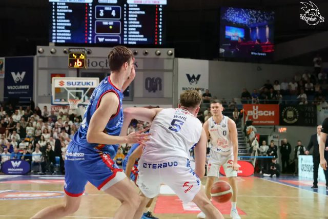 Galeria zdjęć z 23 kolejki OBL Anwil Włocławek-Arriva Lotto Twarde Pierniki Toruń — zdjęcie 109