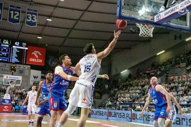 Galeria zdjęć z 23 kolejki OBL Anwil Włocławek-Arriva Lotto Twarde Pierniki Toruń — zdjęcie 64