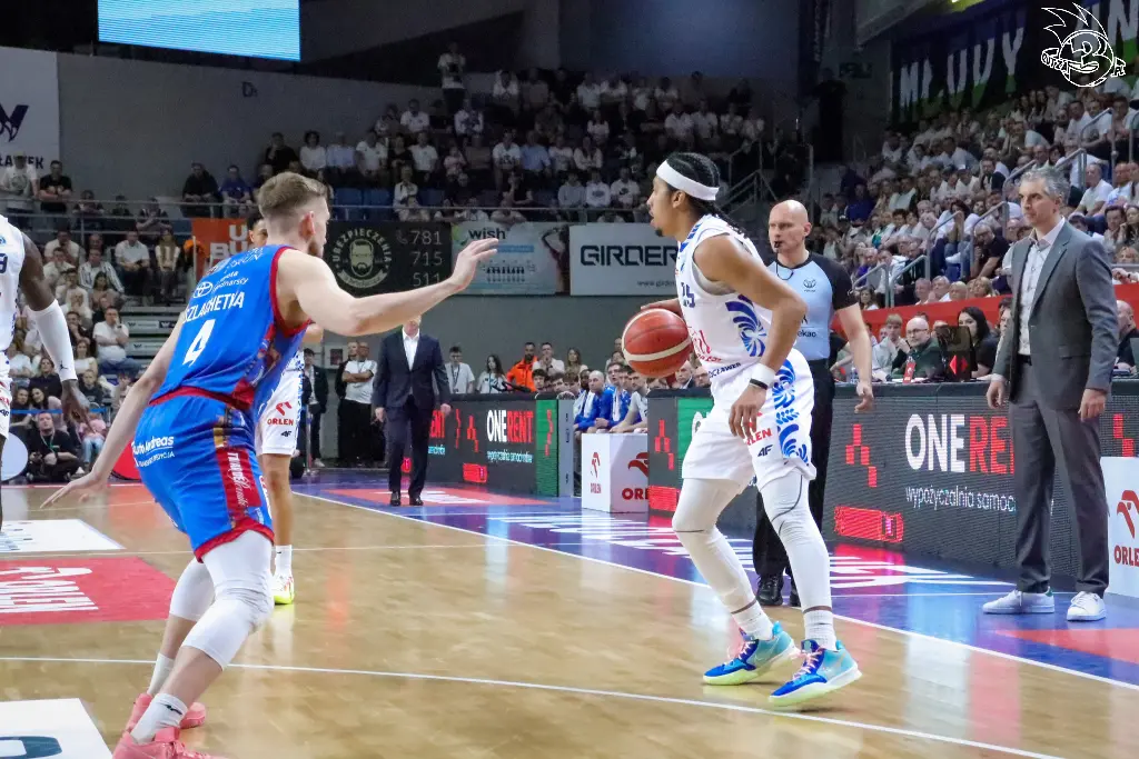 Galeria zdjęć z 23 kolejki OBL Anwil Włocławek-Arriva Lotto Twarde Pierniki Toruń — zdjęcie 145