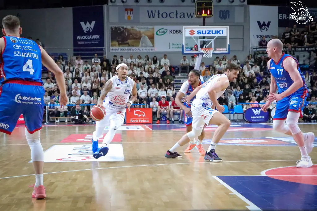 Galeria zdjęć z 23 kolejki OBL Anwil Włocławek-Arriva Lotto Twarde Pierniki Toruń — zdjęcie 32