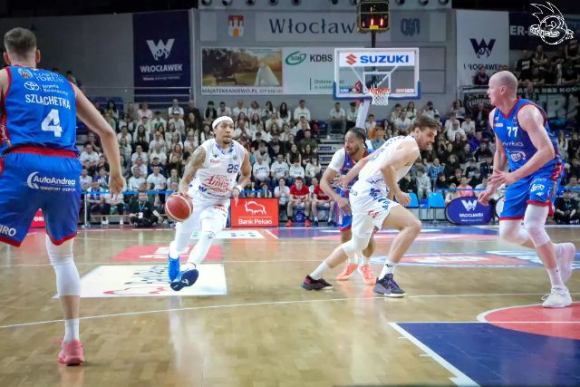 Galeria zdjęć z 23 kolejki OBL Anwil Włocławek-Arriva Lotto Twarde Pierniki Toruń — zdjęcie 32