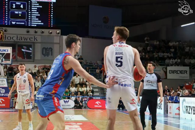 Galeria zdjęć z 23 kolejki OBL Anwil Włocławek-Arriva Lotto Twarde Pierniki Toruń — zdjęcie 107