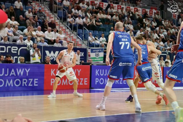 Galeria zdjęć z 23 kolejki OBL Anwil Włocławek-Arriva Lotto Twarde Pierniki Toruń — zdjęcie 153