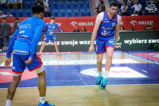 Galeria zdjęć z 23 kolejki OBL Anwil Włocławek-Arriva Lotto Twarde Pierniki Toruń — zdjęcie 2