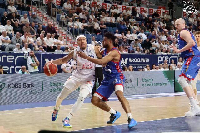 Galeria zdjęć z 23 kolejki OBL Anwil Włocławek-Arriva Lotto Twarde Pierniki Toruń — zdjęcie 159