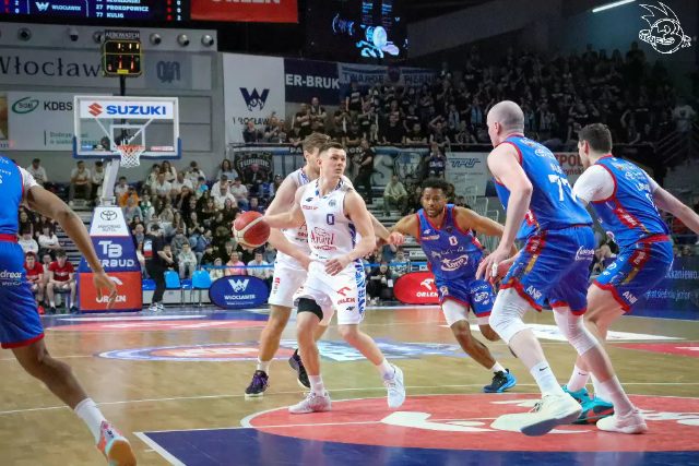 Galeria zdjęć z 23 kolejki OBL Anwil Włocławek-Arriva Lotto Twarde Pierniki Toruń — zdjęcie 30