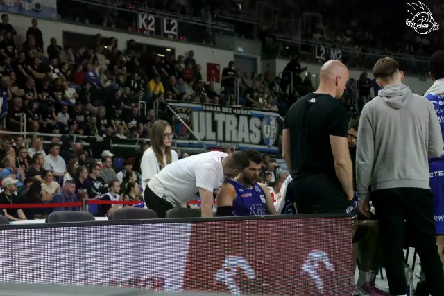Galeria zdjęć 4 meczu Arriva Polski Cukier Toruń-Anwil Włocławek — zdjęcie 30