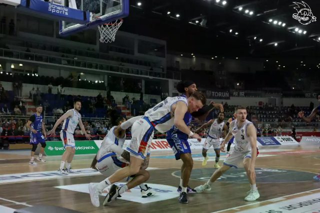 Galeria zdjęć 4 meczu Arriva Polski Cukier Toruń-Anwil Włocławek — zdjęcie 49