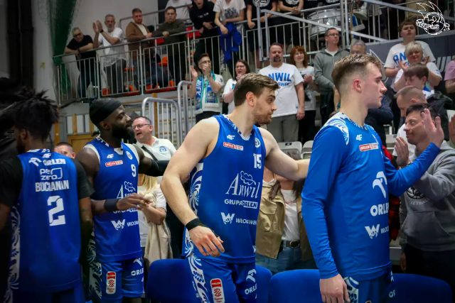 Galeria zdjęć 29 kolejki OBL Dziki Warszawa-Anwil Włocławek — zdjęcie 209