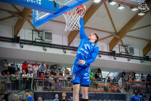 Galeria zdjęć 29 kolejki OBL Dziki Warszawa-Anwil Włocławek — zdjęcie 31