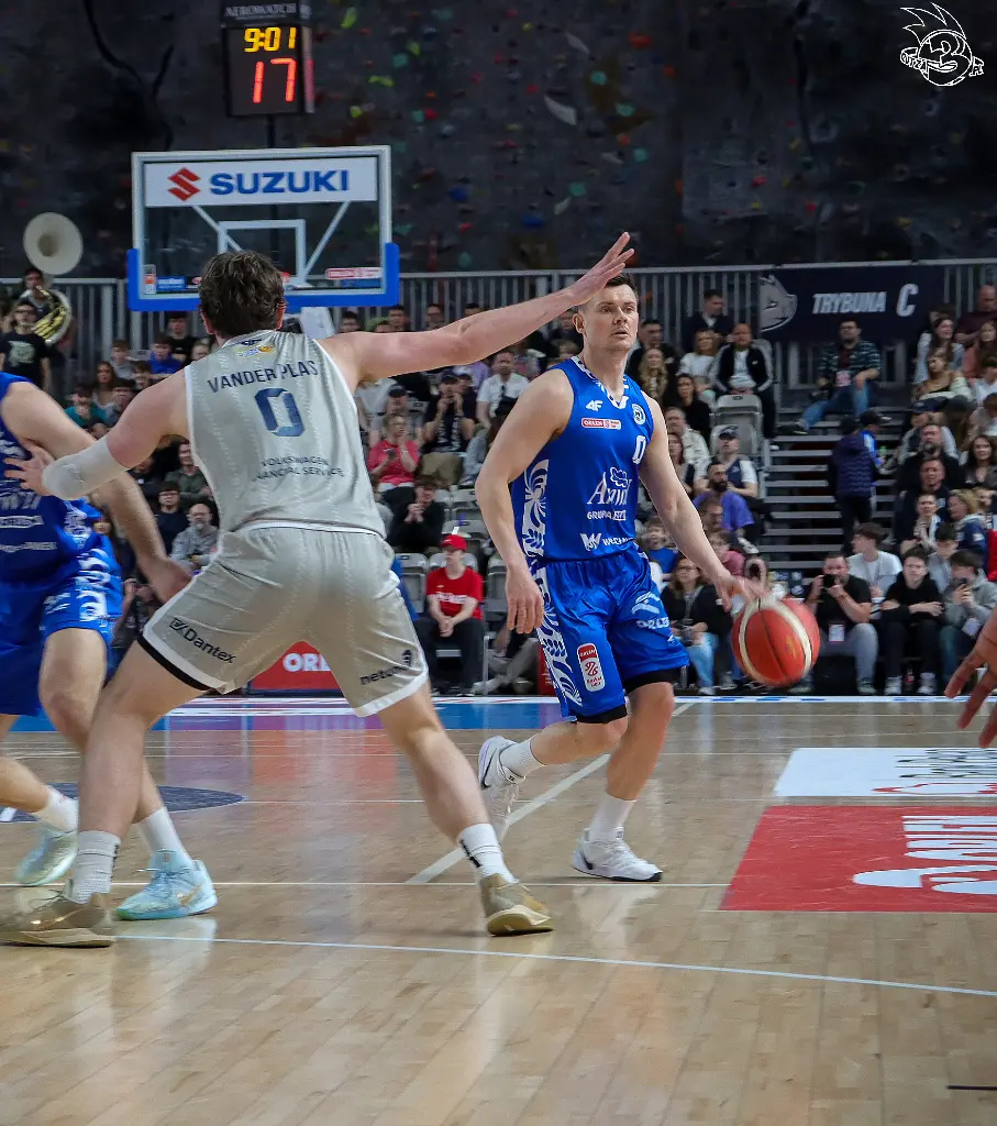 Galeria zdjęć 29 kolejki OBL Dziki Warszawa-Anwil Włocławek — zdjęcie 43
