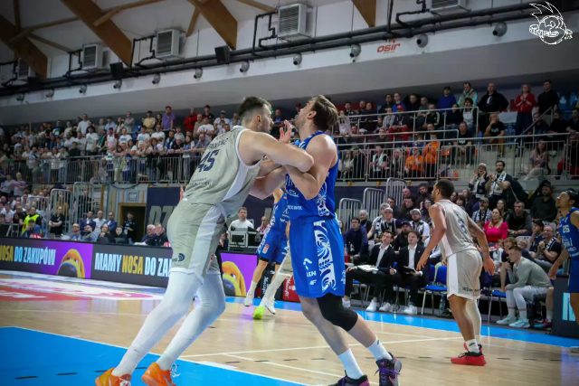 Galeria zdjęć 29 kolejki OBL Dziki Warszawa-Anwil Włocławek — zdjęcie 176
