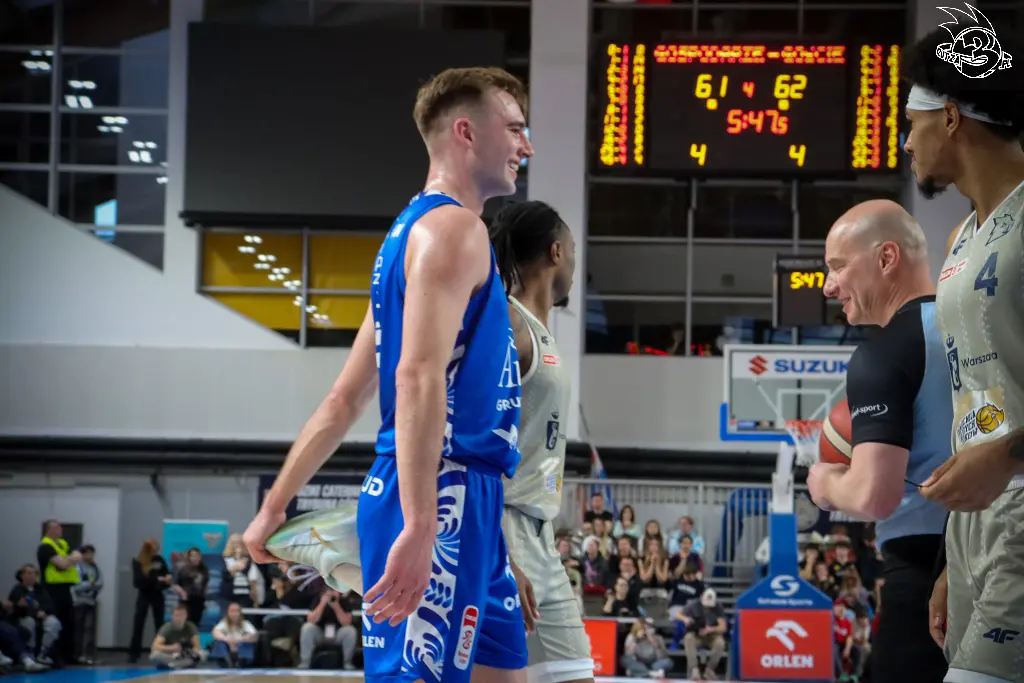 Galeria zdjęć 29 kolejki OBL Dziki Warszawa-Anwil Włocławek — zdjęcie 181