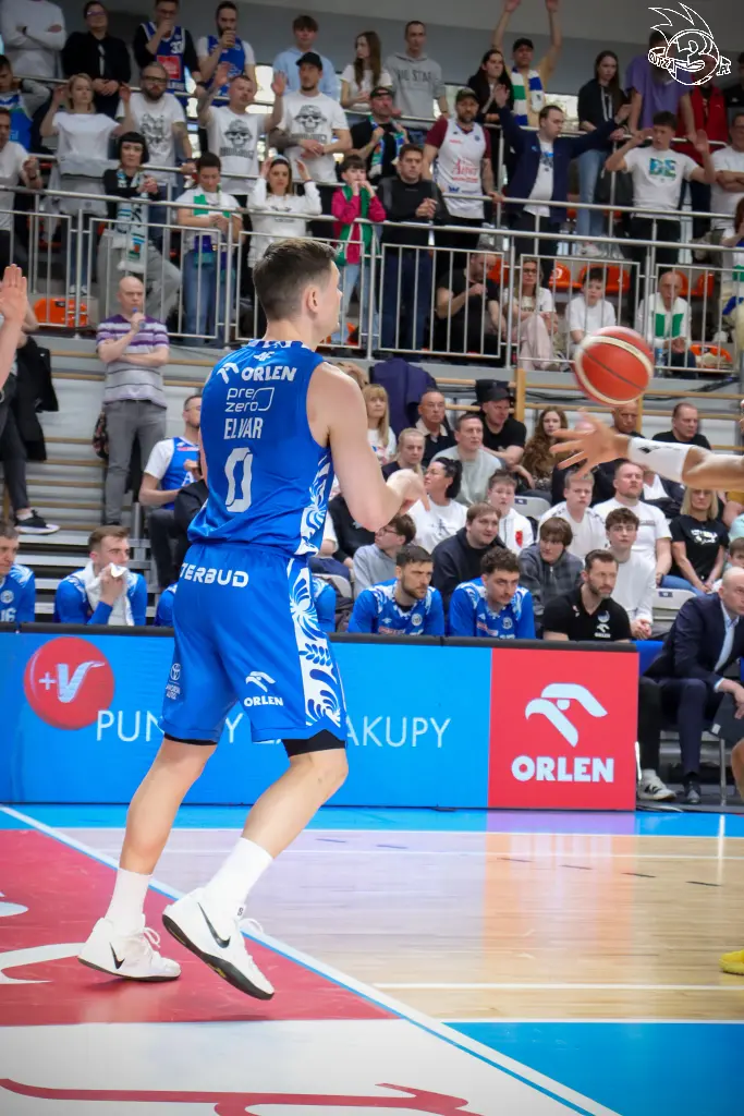 Galeria zdjęć 29 kolejki OBL Dziki Warszawa-Anwil Włocławek — zdjęcie 81