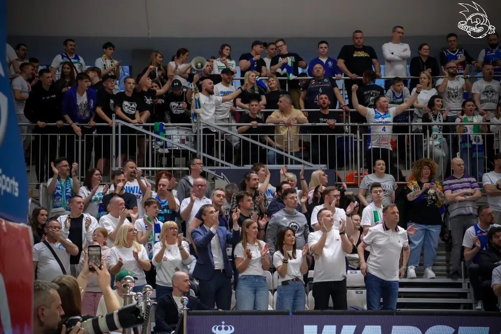 Galeria zdjęć 29 kolejki OBL Dziki Warszawa-Anwil Włocławek — zdjęcie 117